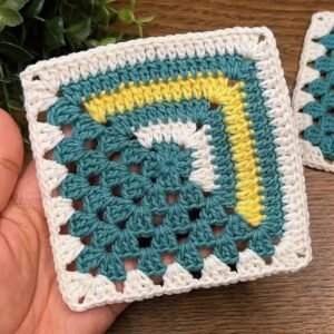 Crochet Granny Square Half and Half